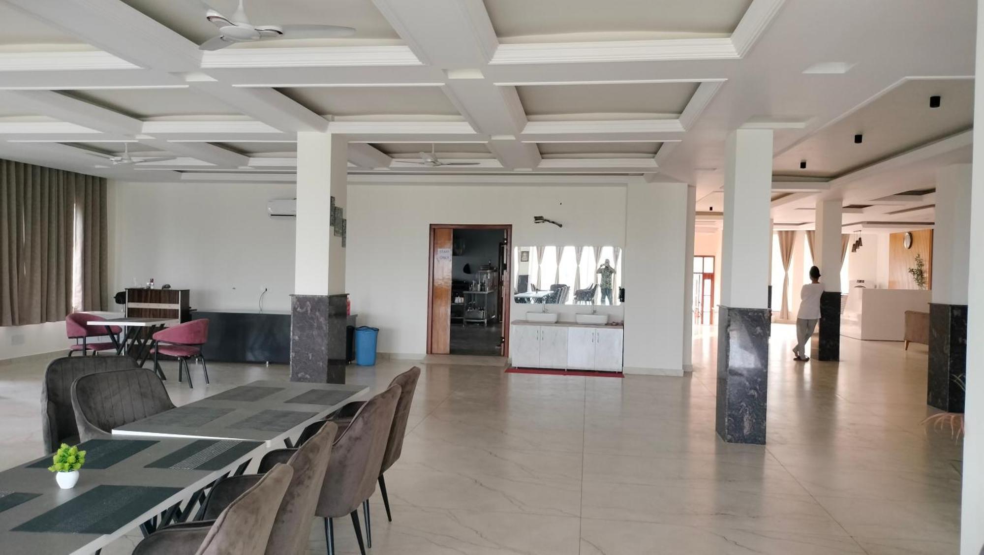 Govind Sagar View Hotel & Restaurant Bilaspur  Exterior foto