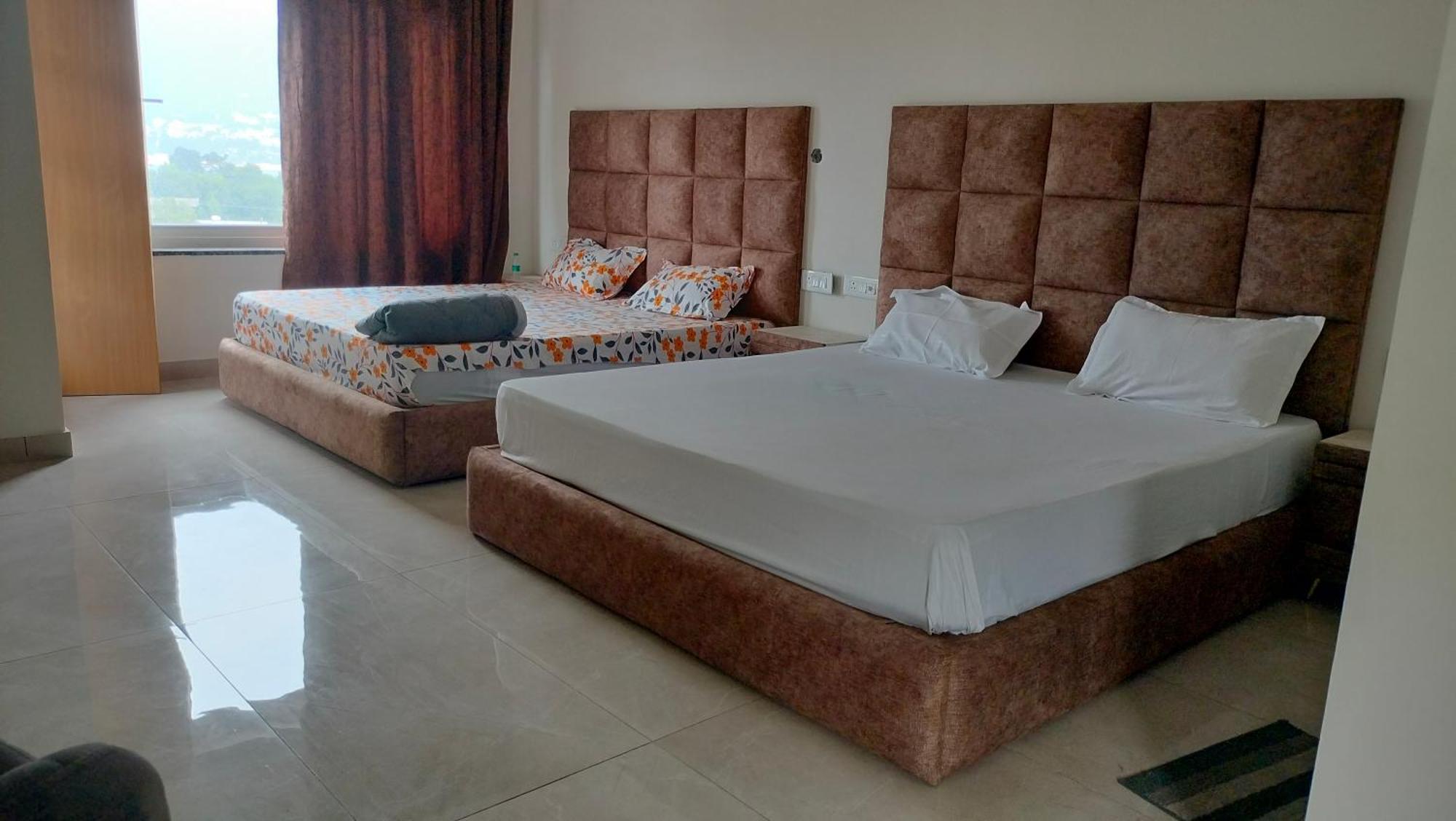 Govind Sagar View Hotel & Restaurant Bilaspur  Exterior foto